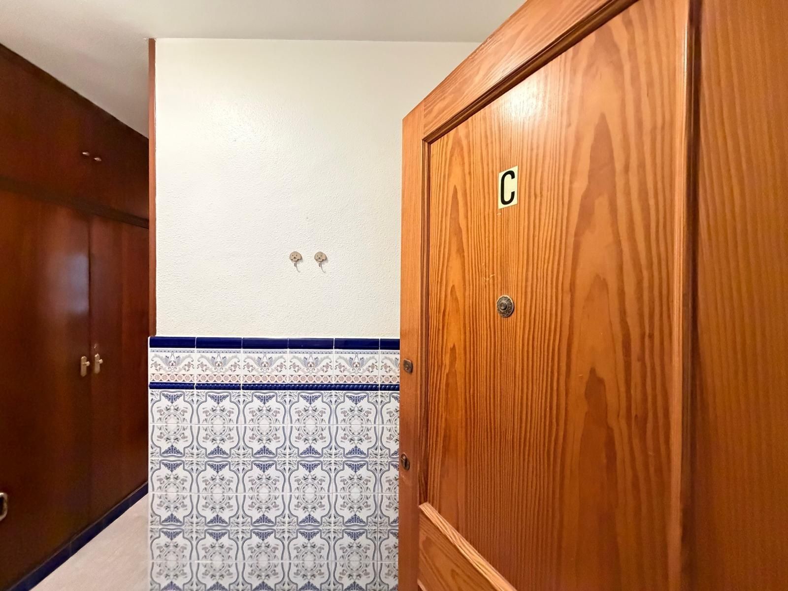 Apartamento 1 habitación 44m² en venta - Estacion de autobus - foto 2