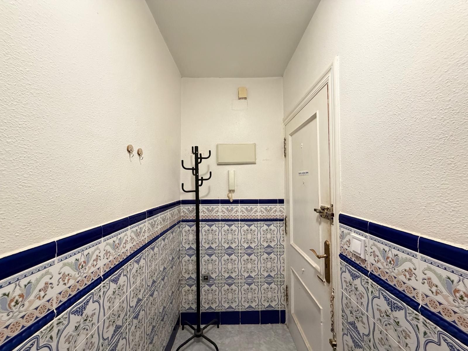 Apartamento 1 habitación 44m² en venta - Estacion de autobus - foto 5
