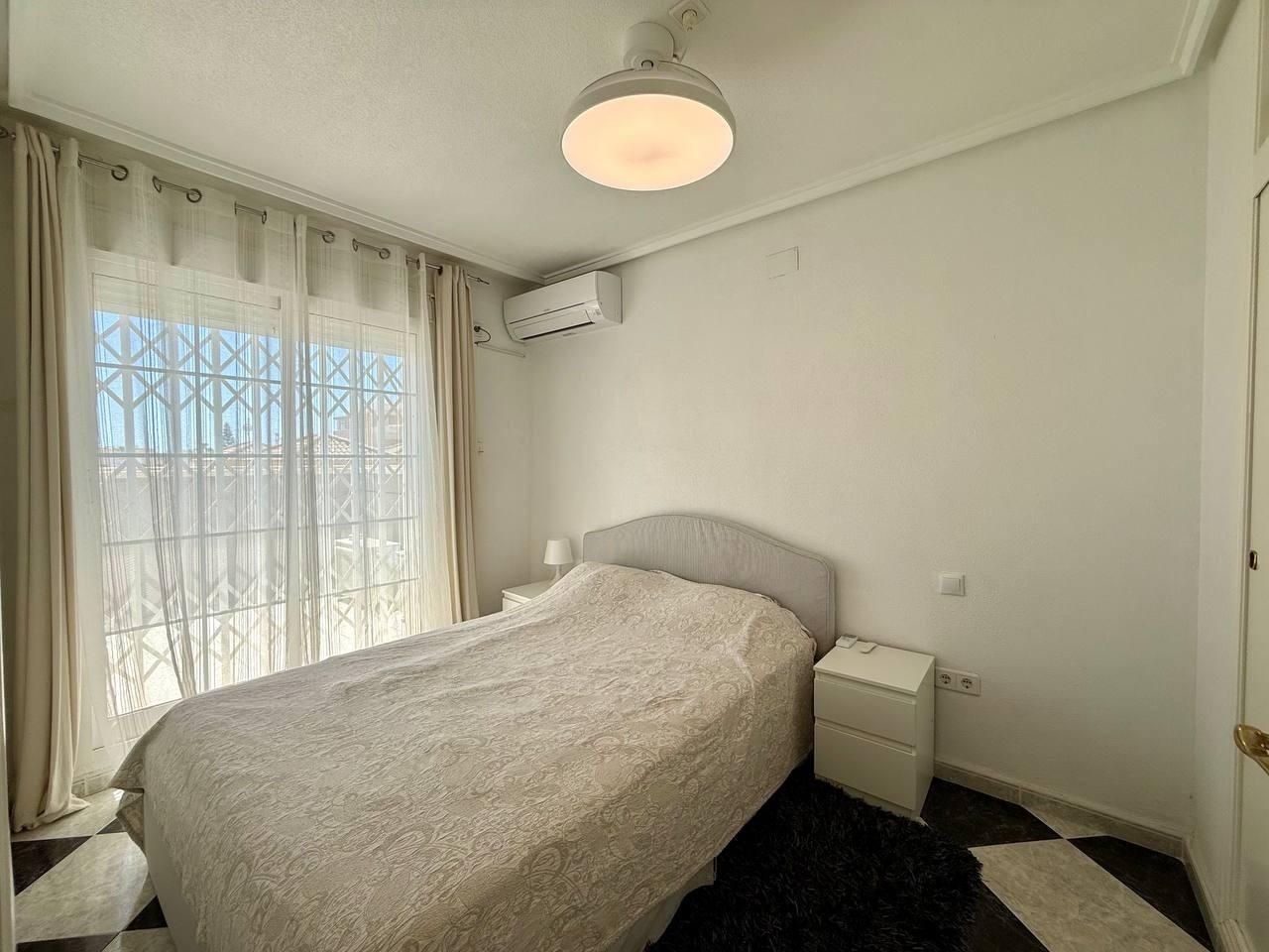 Villa 4 habitaciones 191m² en venta - Punta Prima - foto 27