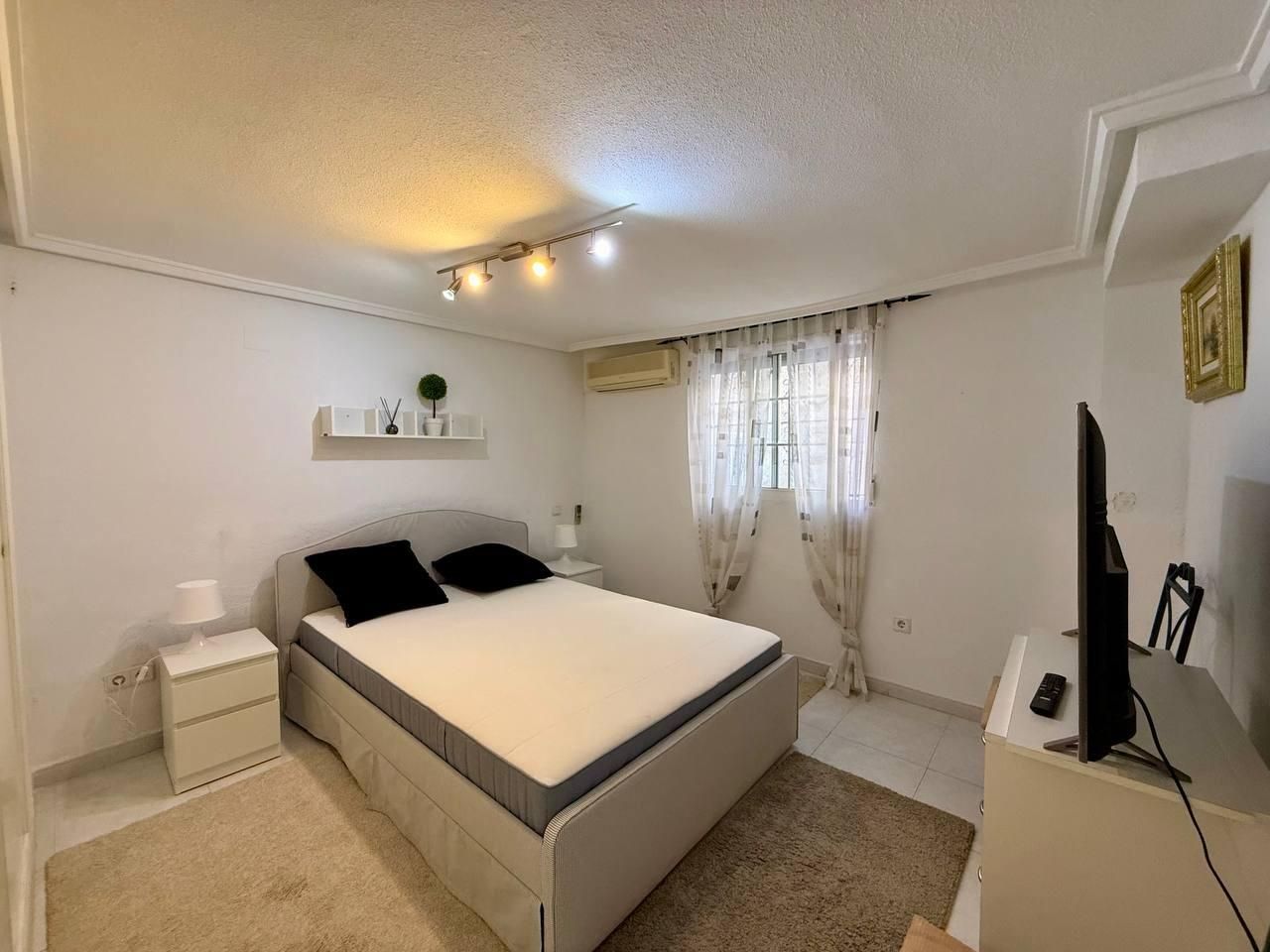 Villa 4 habitaciones 191m² en venta - Punta Prima - foto 38