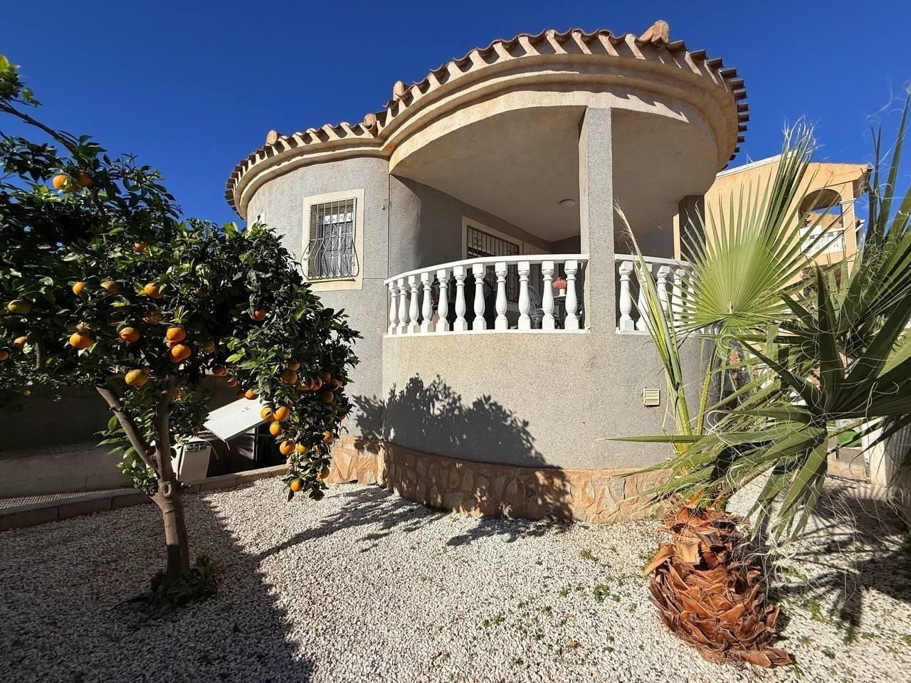 Villa 4 habitaciones 191m² en venta - Punta Prima - foto 6