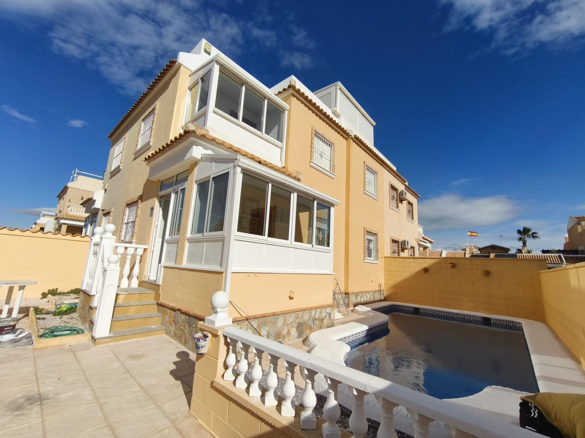 Casa 3 habitaciones 104m² en venta - Lo Marabú