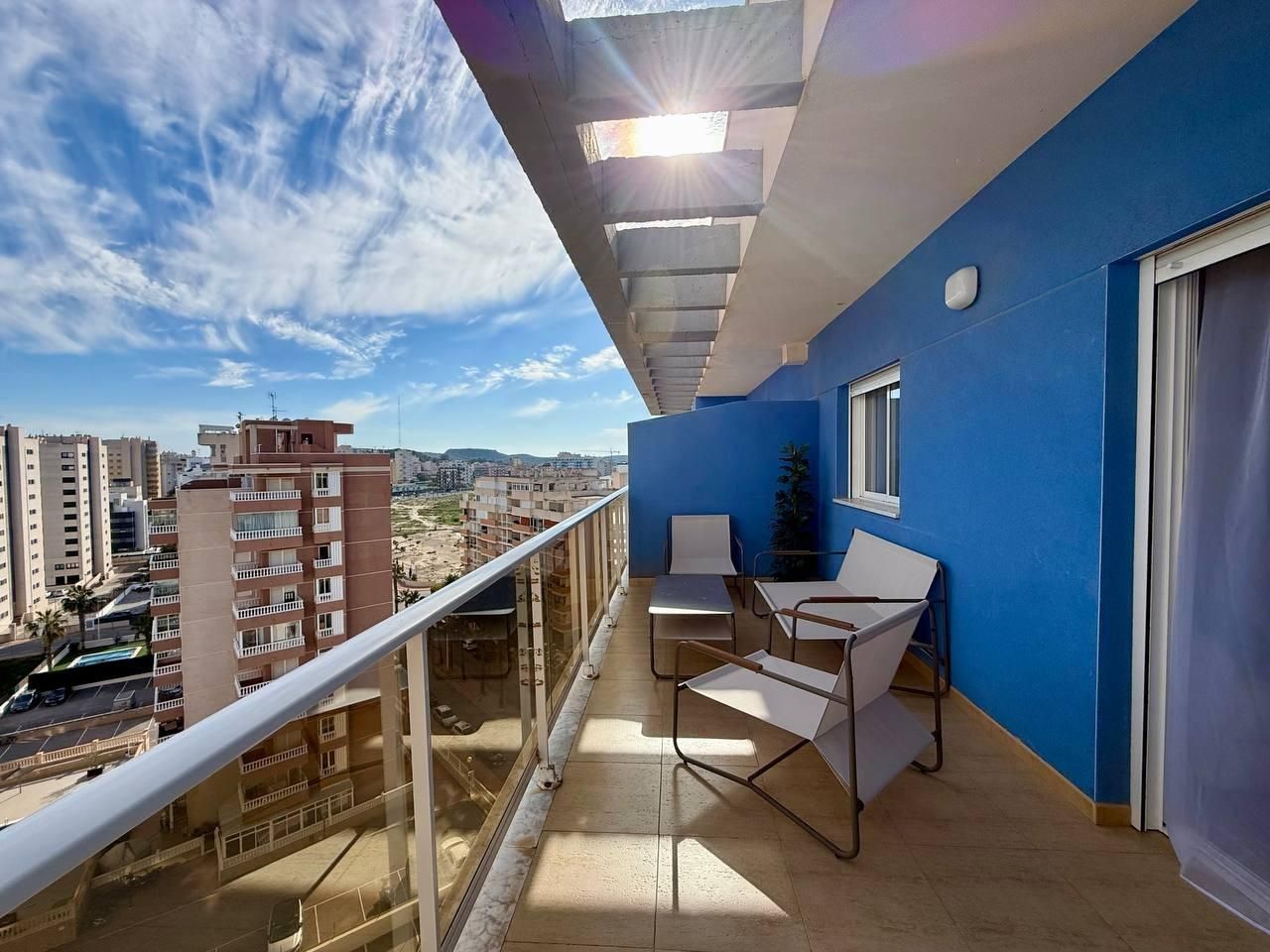 Apartamento 3 habitaciones 79m² en venta - Avenida del puert - foto 4