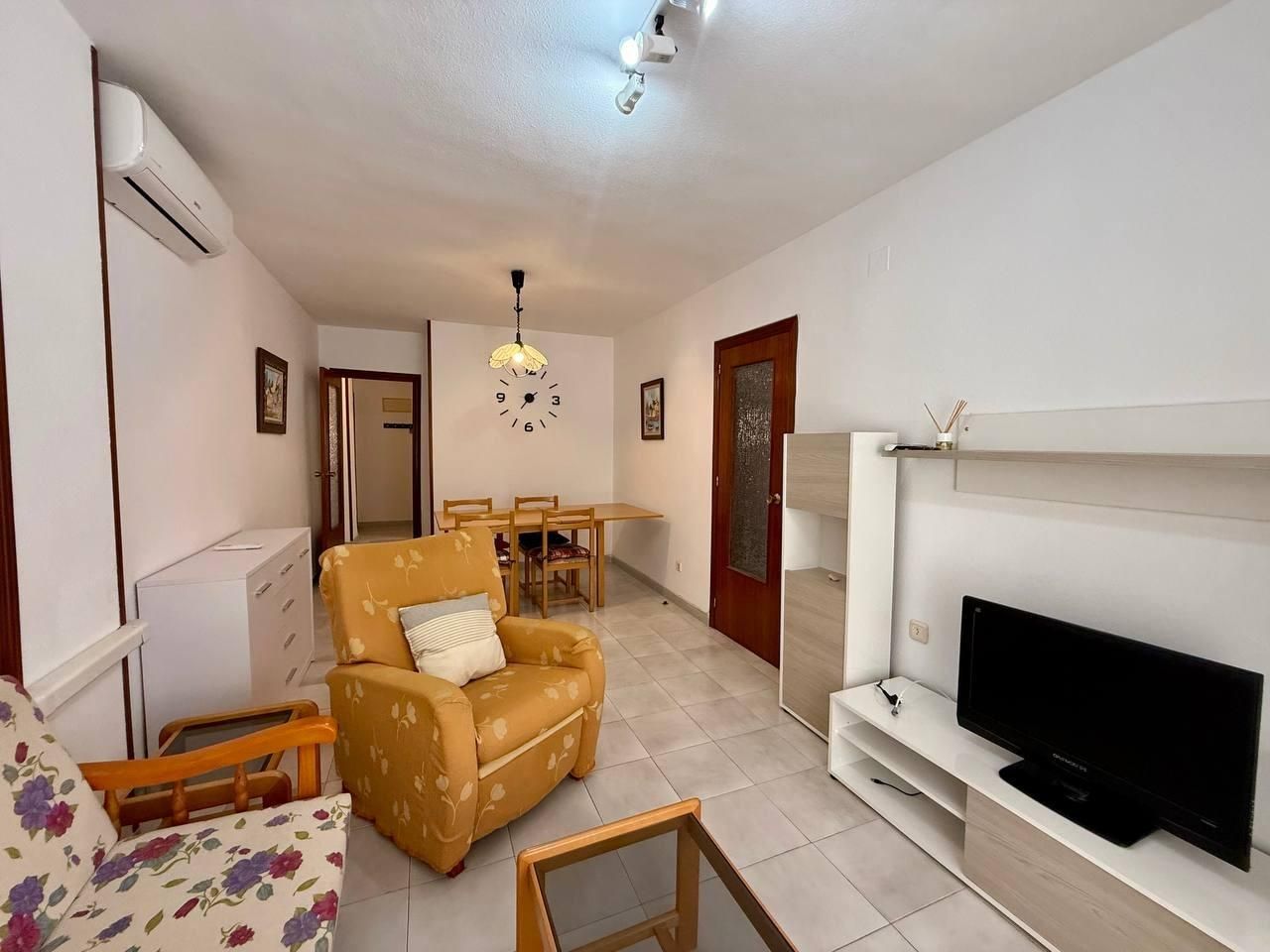 Apartamento 2 habitaciones 74m² en venta - Estacion de autob - foto 2