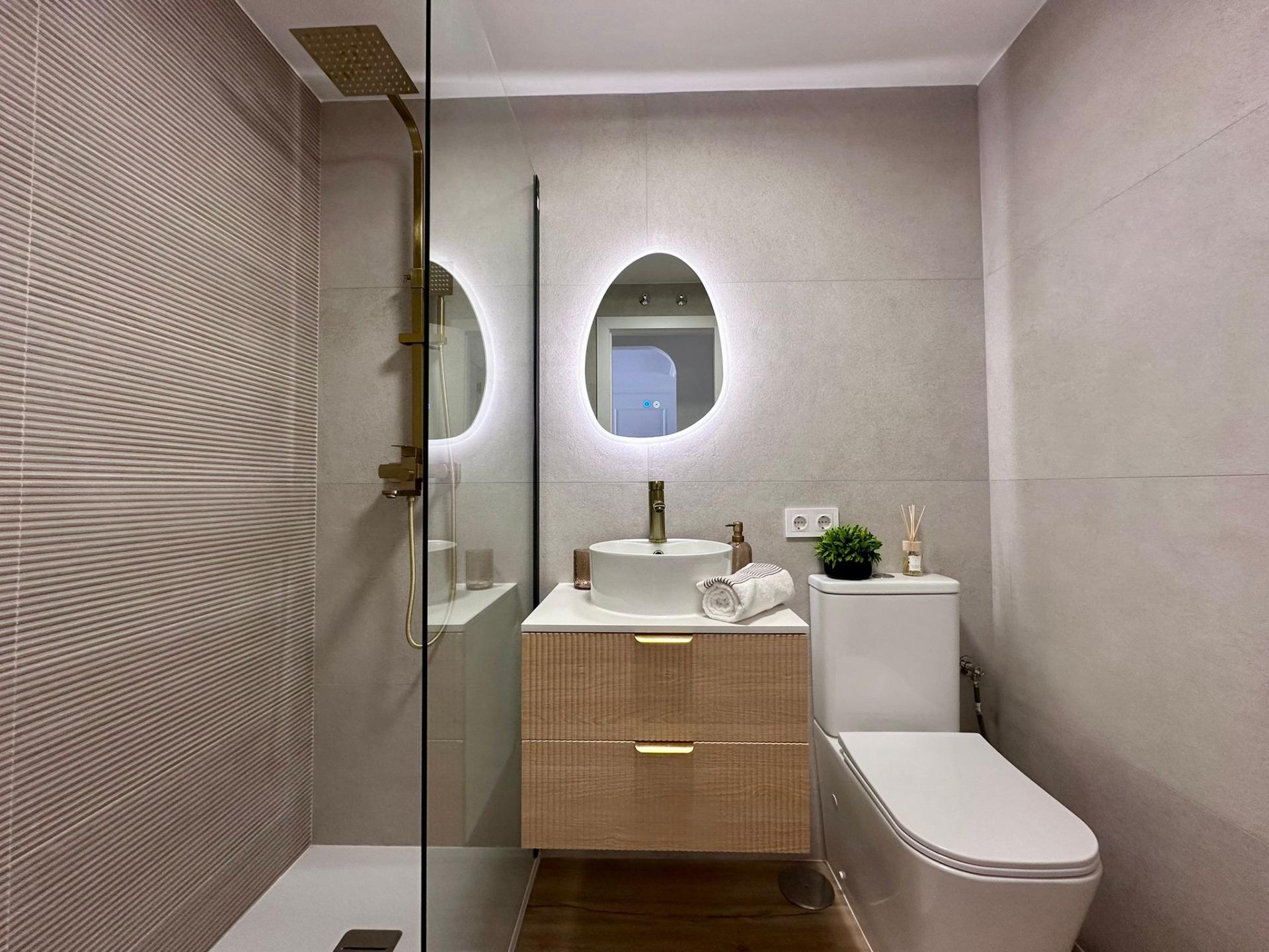 Apartamento 2 habitaciones 55m² en venta - Estacion de autob - foto 11