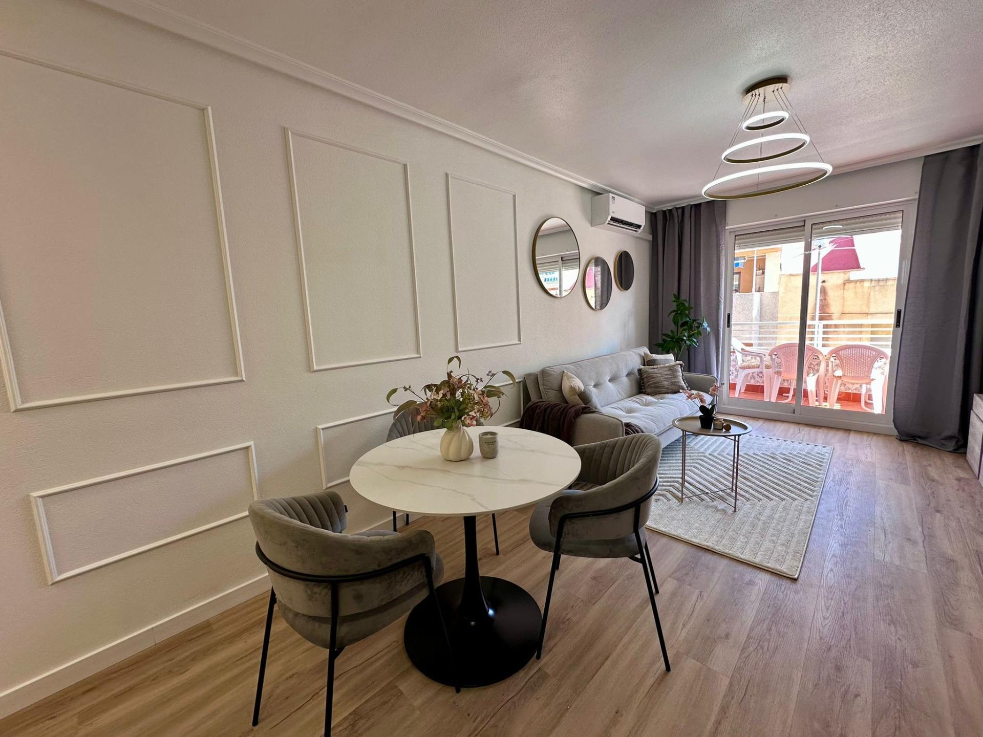 Apartamento 2 habitaciones 55m² en venta - Estacion de autob - foto 7