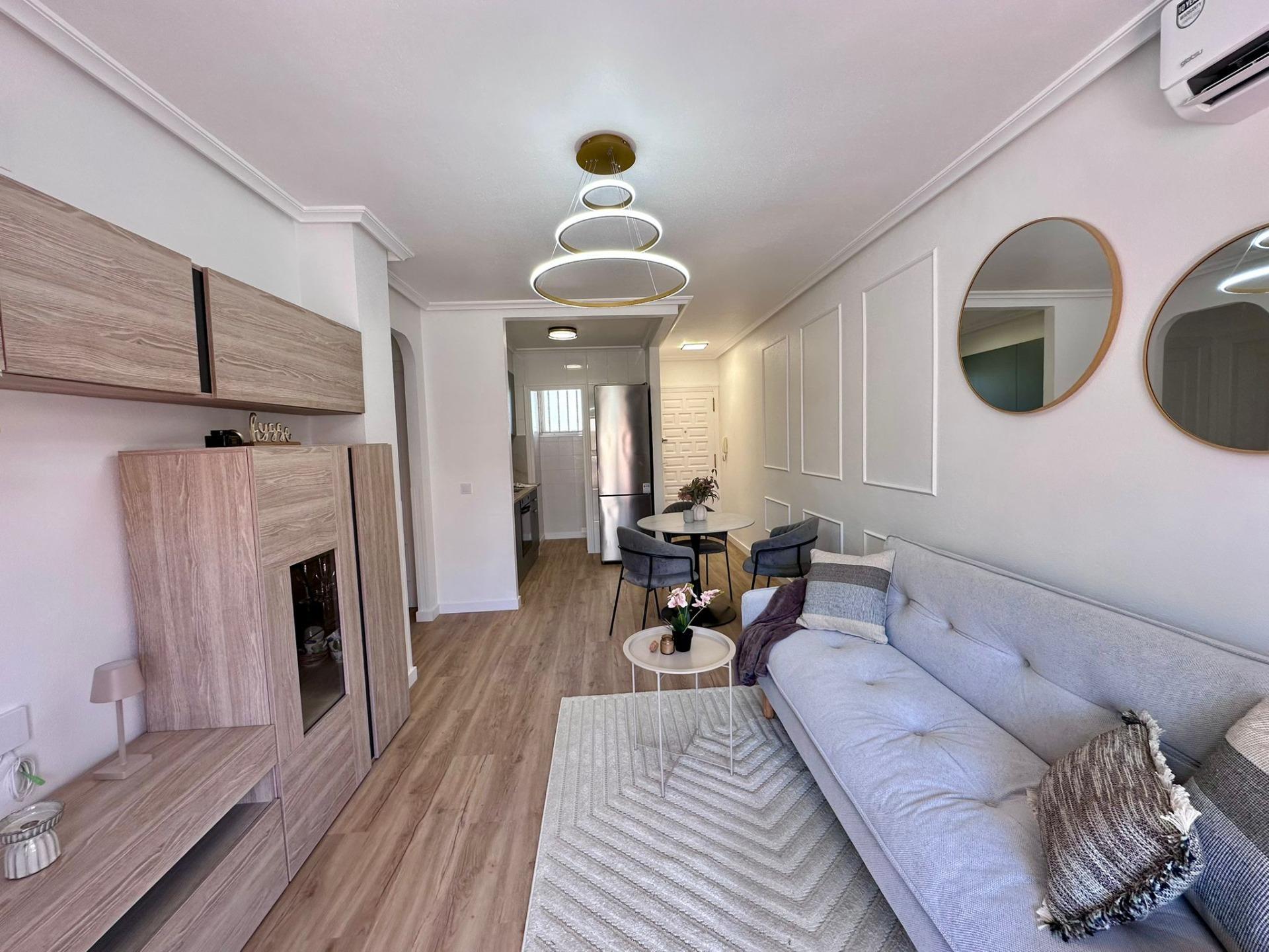 Apartamento 2 habitaciones 55m² en venta - Estacion de autob - foto 8
