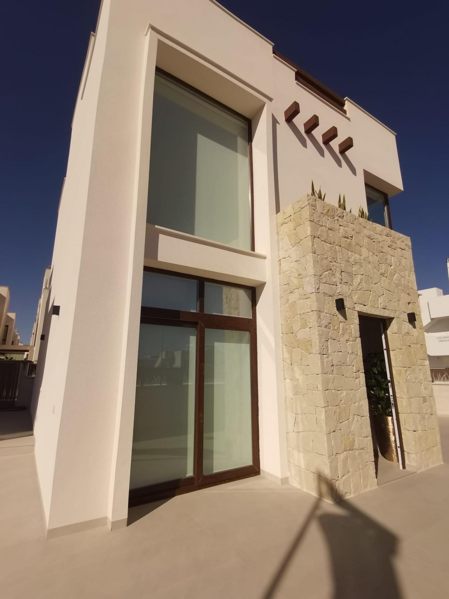 Exquisita Villa con Piscina Privada y Jardín en  Rojales - foto 2