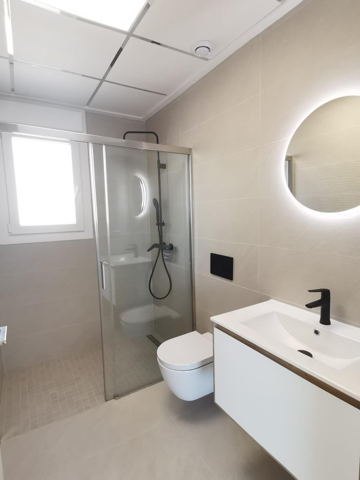 Exquisita Villa con Piscina Privada y Jardín en  Rojales - foto 32