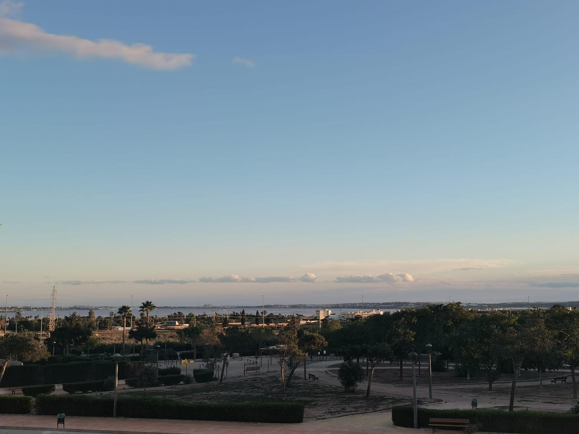 VILLA DE LUJO EN LOS MONTESINOS - foto 27