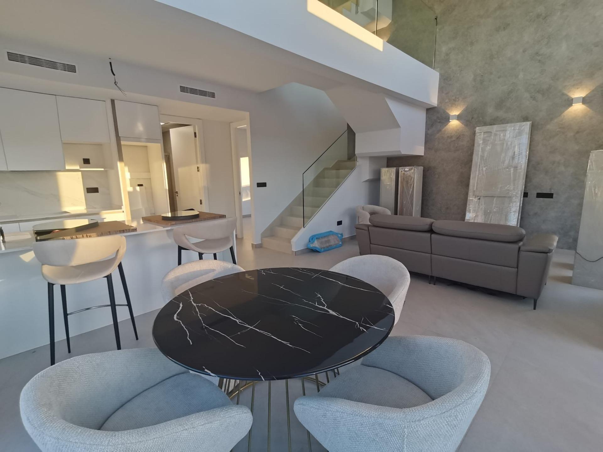 VILLA DE LUJO EN LOS MONTESINOS - foto 5