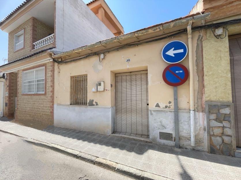 Vivienda de planta baja con gran potencial en Benijófar