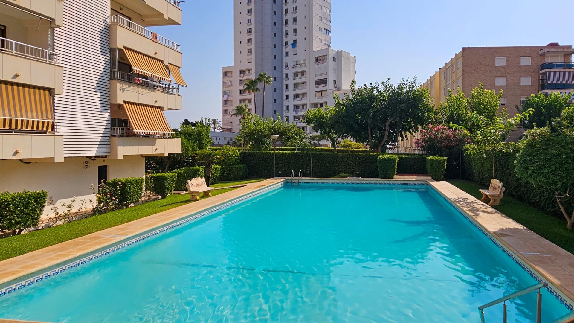 Apartamento en edificio Gandiazar I, a 100 mts del mar c/pis - foto 9