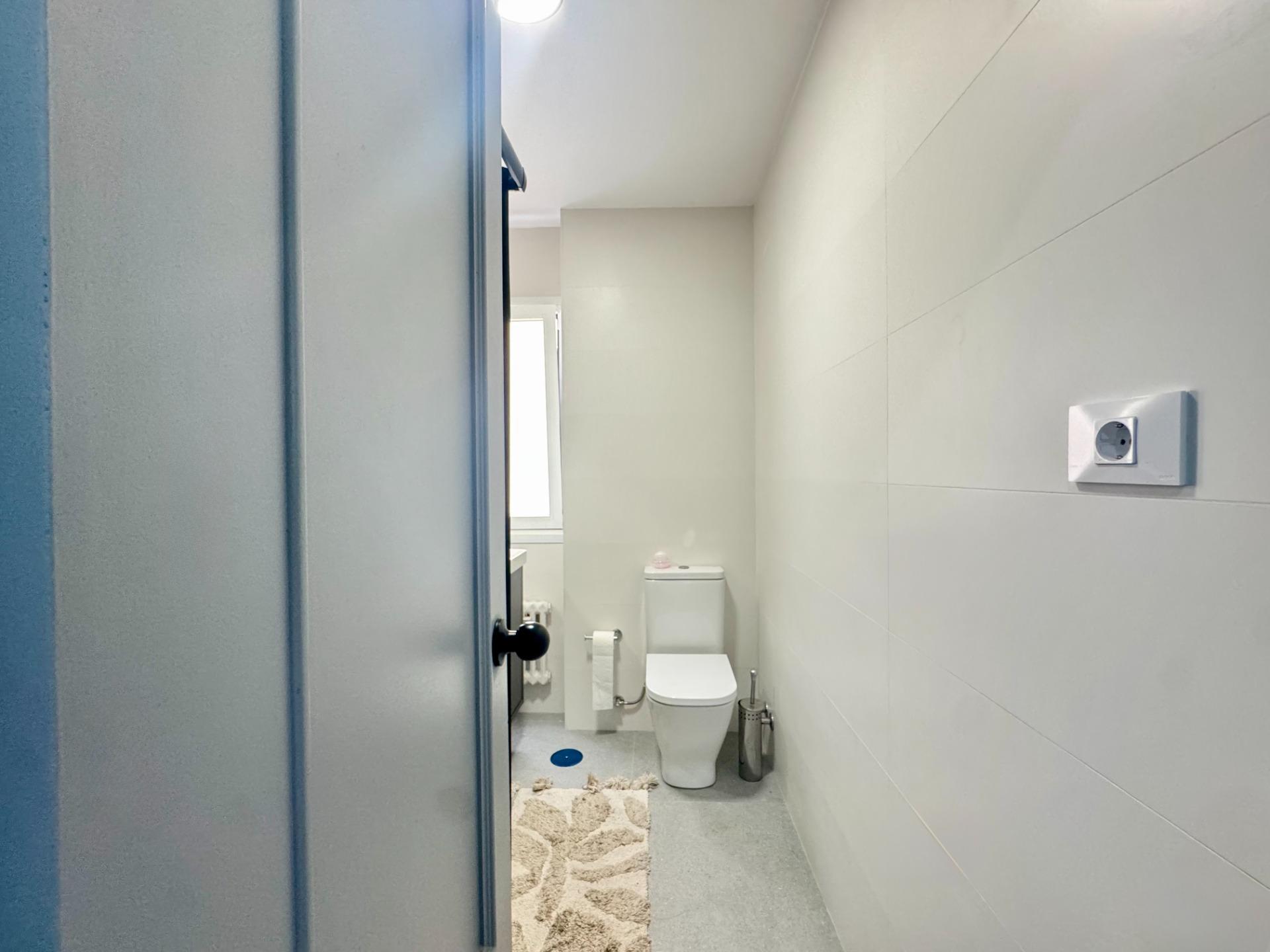 PISO DE 3 habitaciones CON GARAJE Y TRASTERO, VIGO. Ref. P46 - foto 32