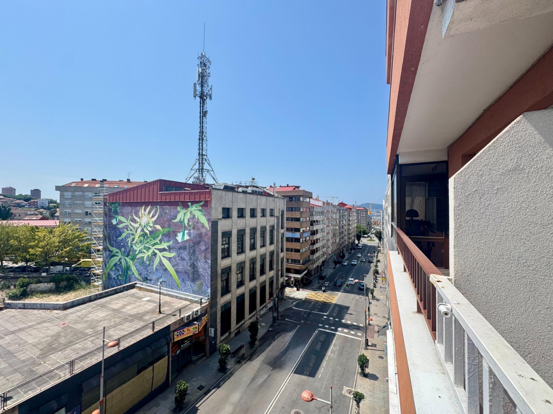 PISO DE 3 habitaciones CON GARAJE Y TRASTERO, VIGO. Ref. P46 - foto 8
