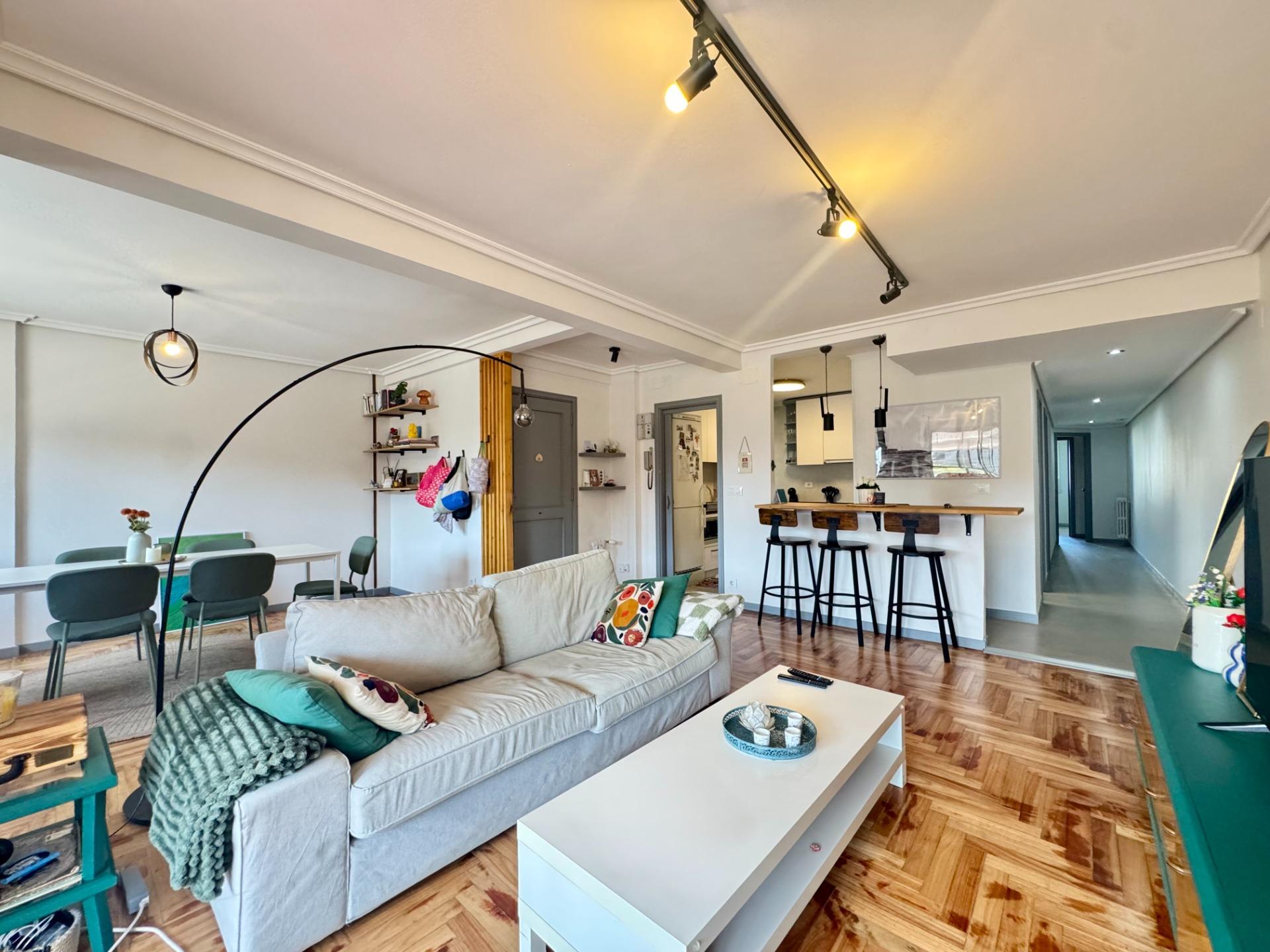 PISO DE 3 habitaciones CON GARAJE Y TRASTERO, VIGO. Ref. P46 - foto 9