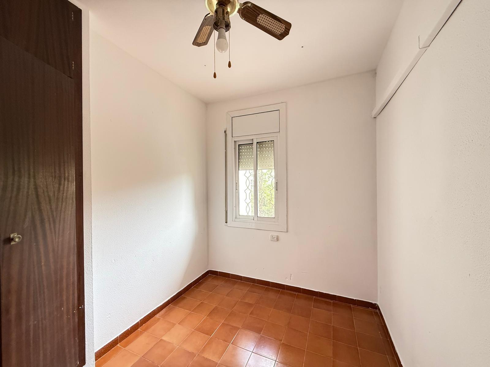 Chalet adosado de 3 dormitorios con garaje, terrazas y jardí - foto 11