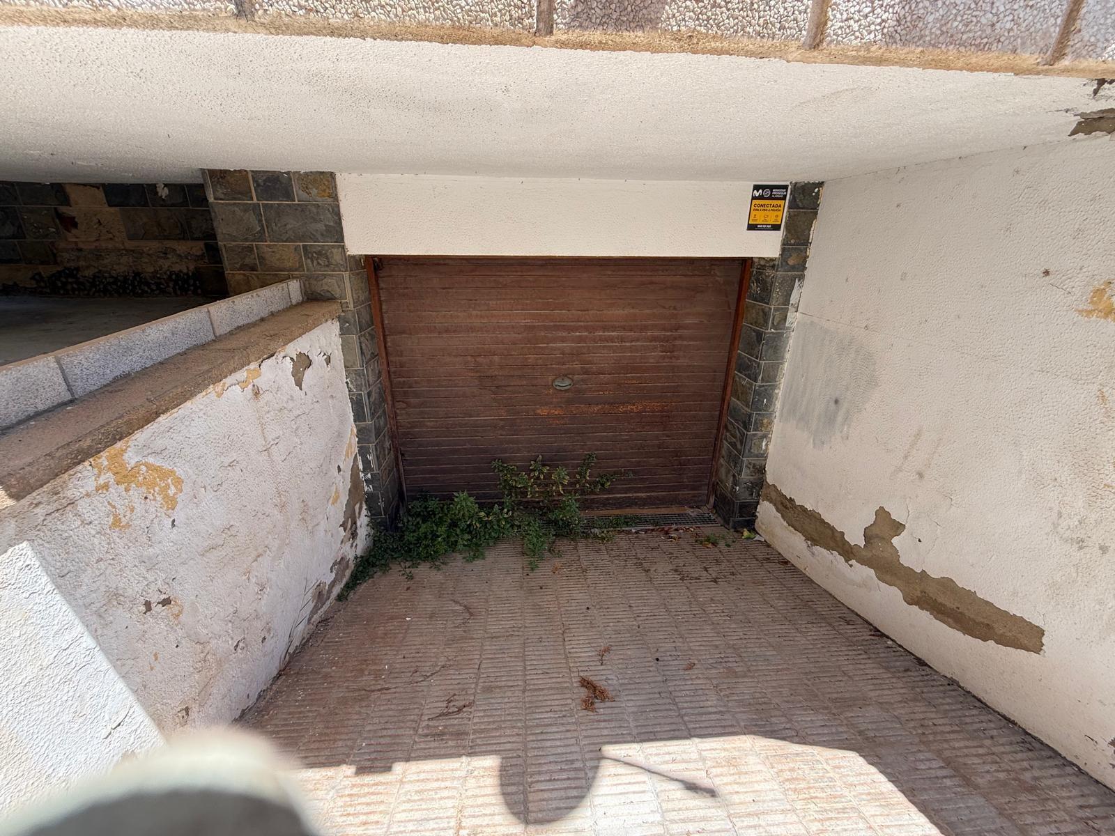 Chalet adosado de 3 dormitorios con garaje, terrazas y jardí - foto 28