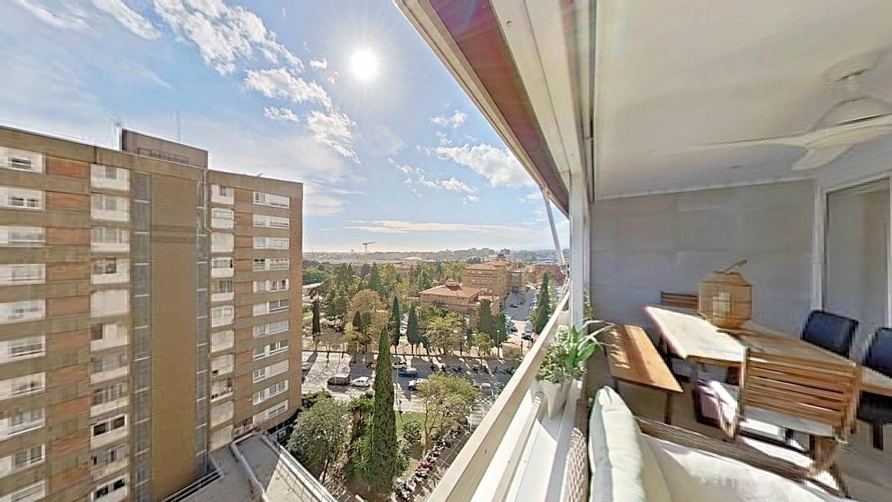 Sabino Arana, junto a Corte Inglés de Diagonal - foto 24