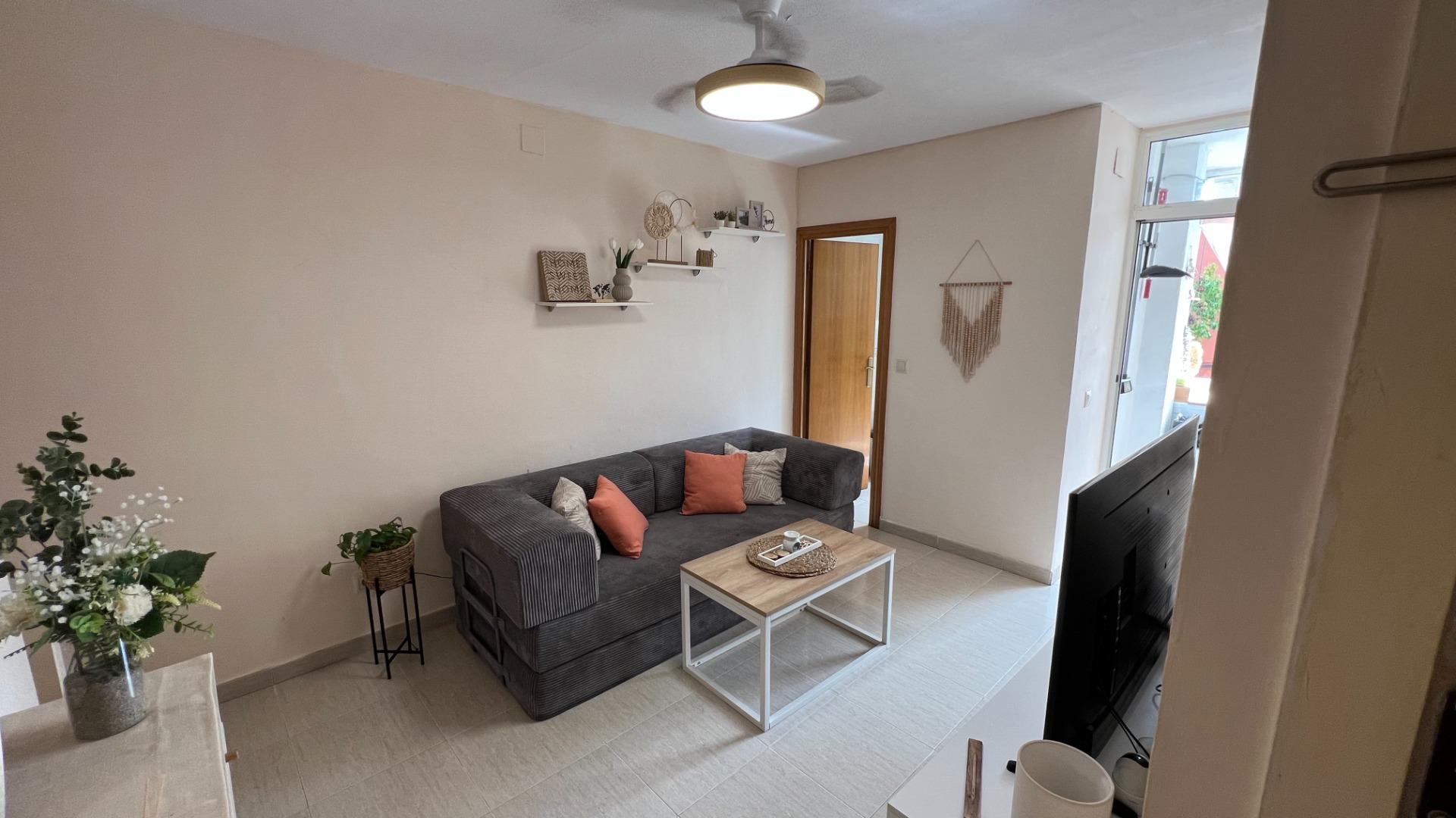 BONITO PISO REFORMADO EN BADALONA