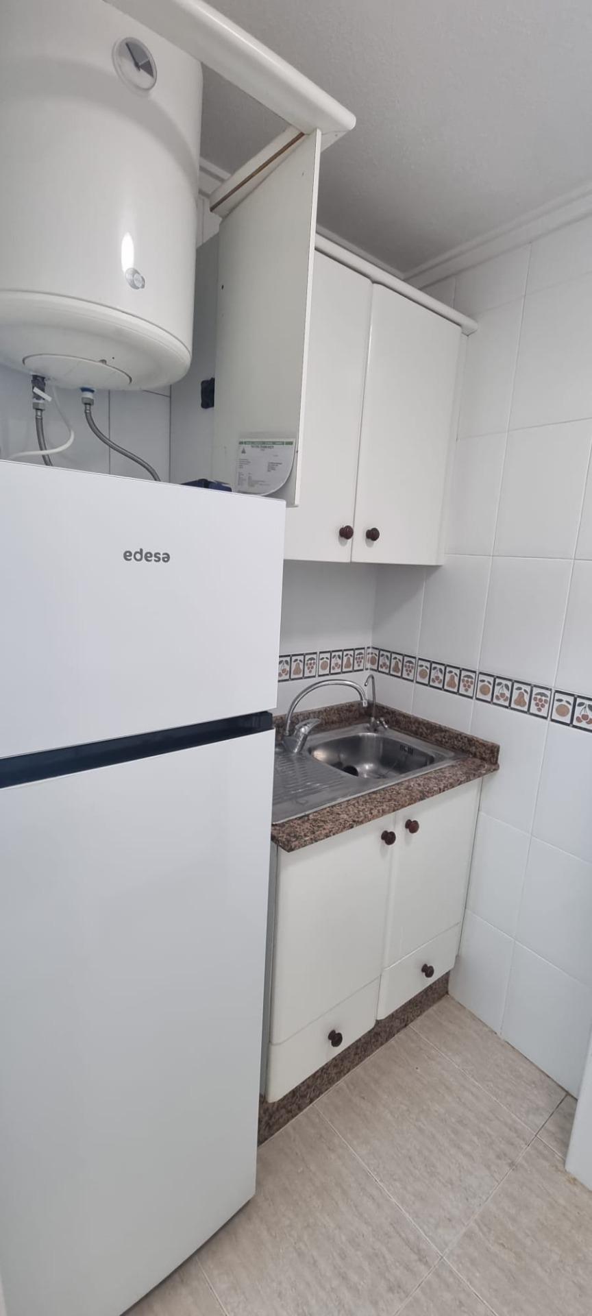 se vende un piso de 2 dormitorios cerca de la playa Cura en  - foto 12