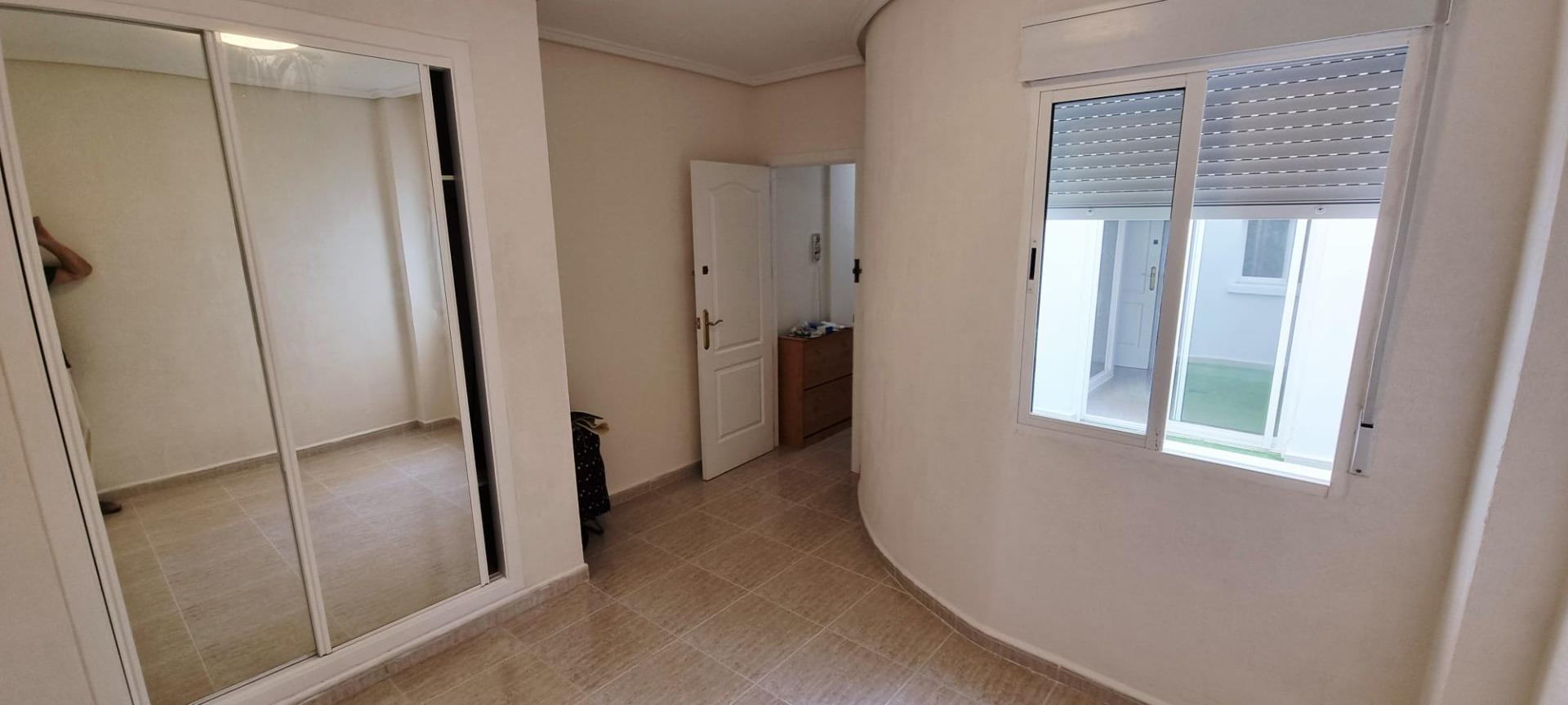 se vende un piso de 2 dormitorios cerca de la playa Cura en  - foto 6