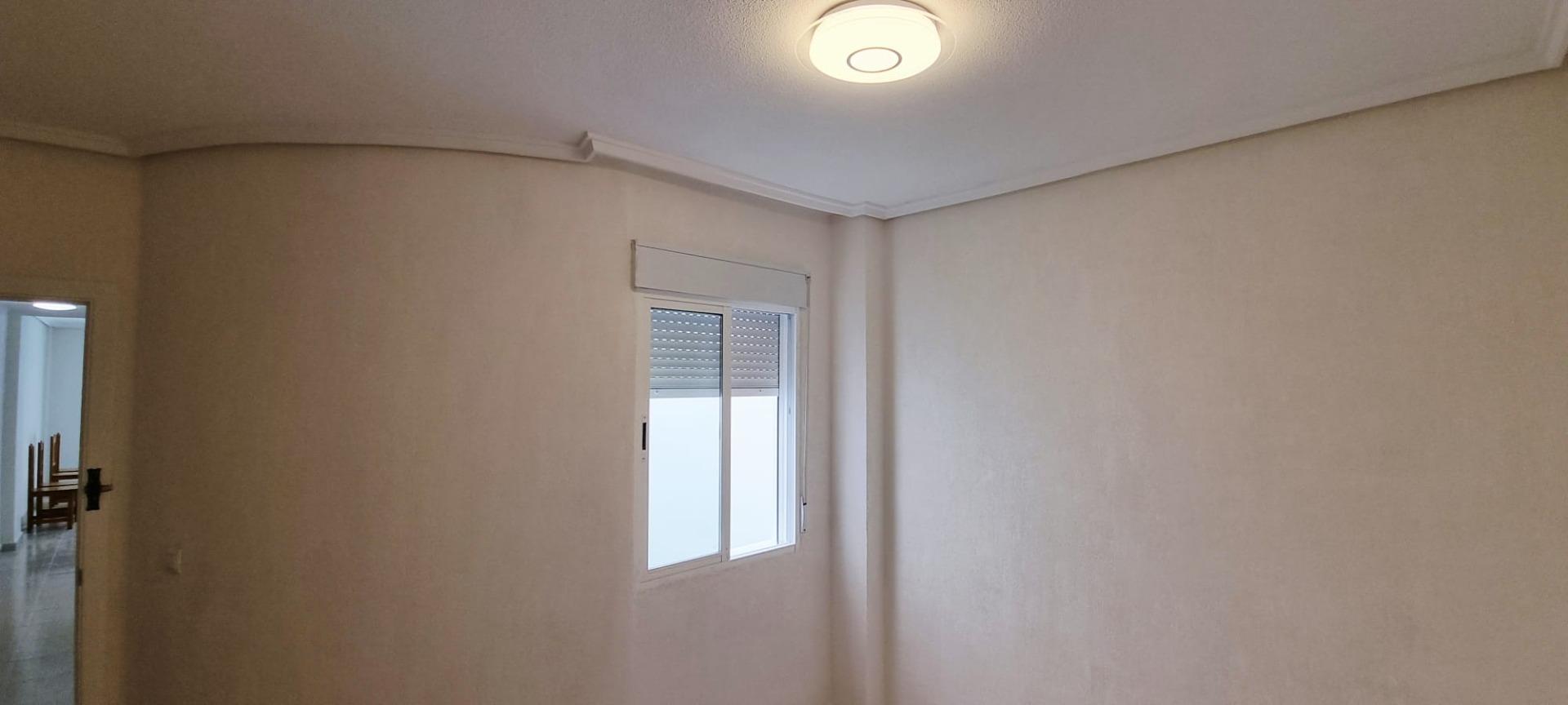 se vende un piso de 2 dormitorios cerca de la playa Cura en  - foto 7