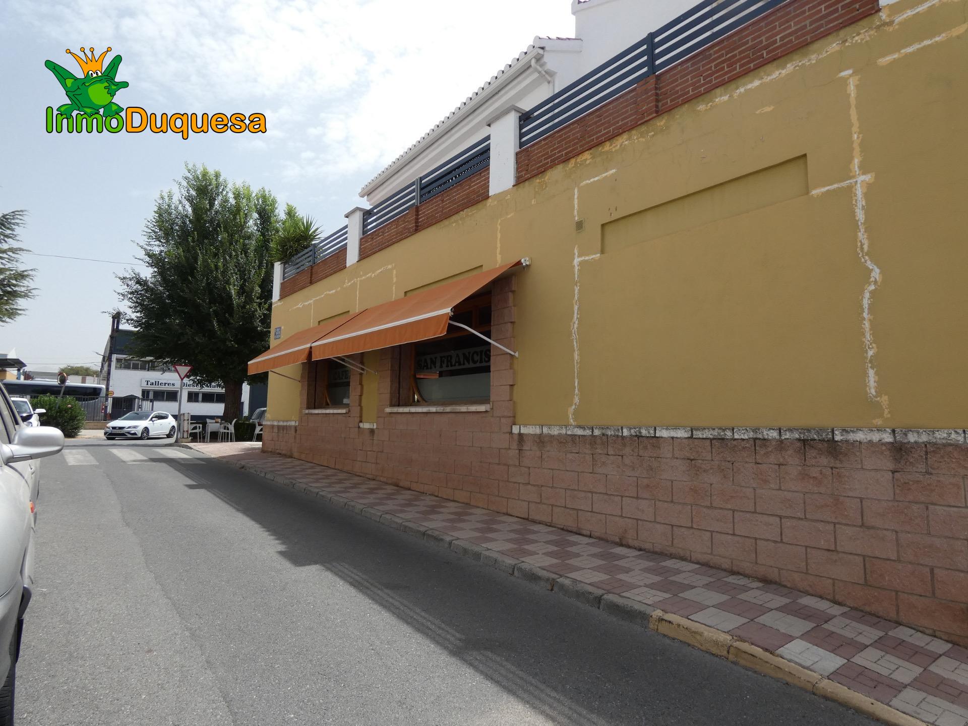 NEGOCIO en funcionamiento + Almacen. - foto 29