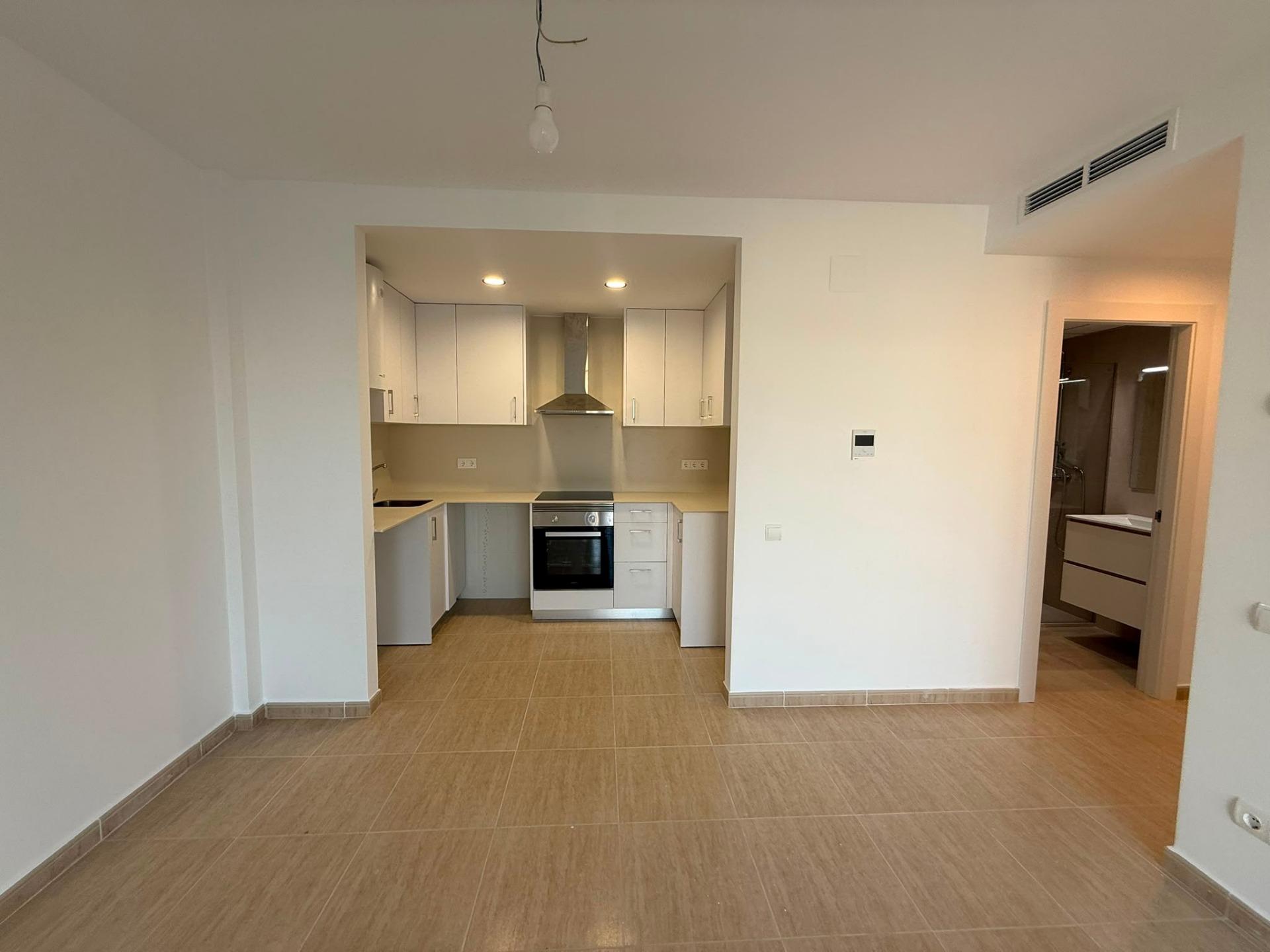 Acogedor apartamento de 58m2 en el centro de Deltebre - foto 2