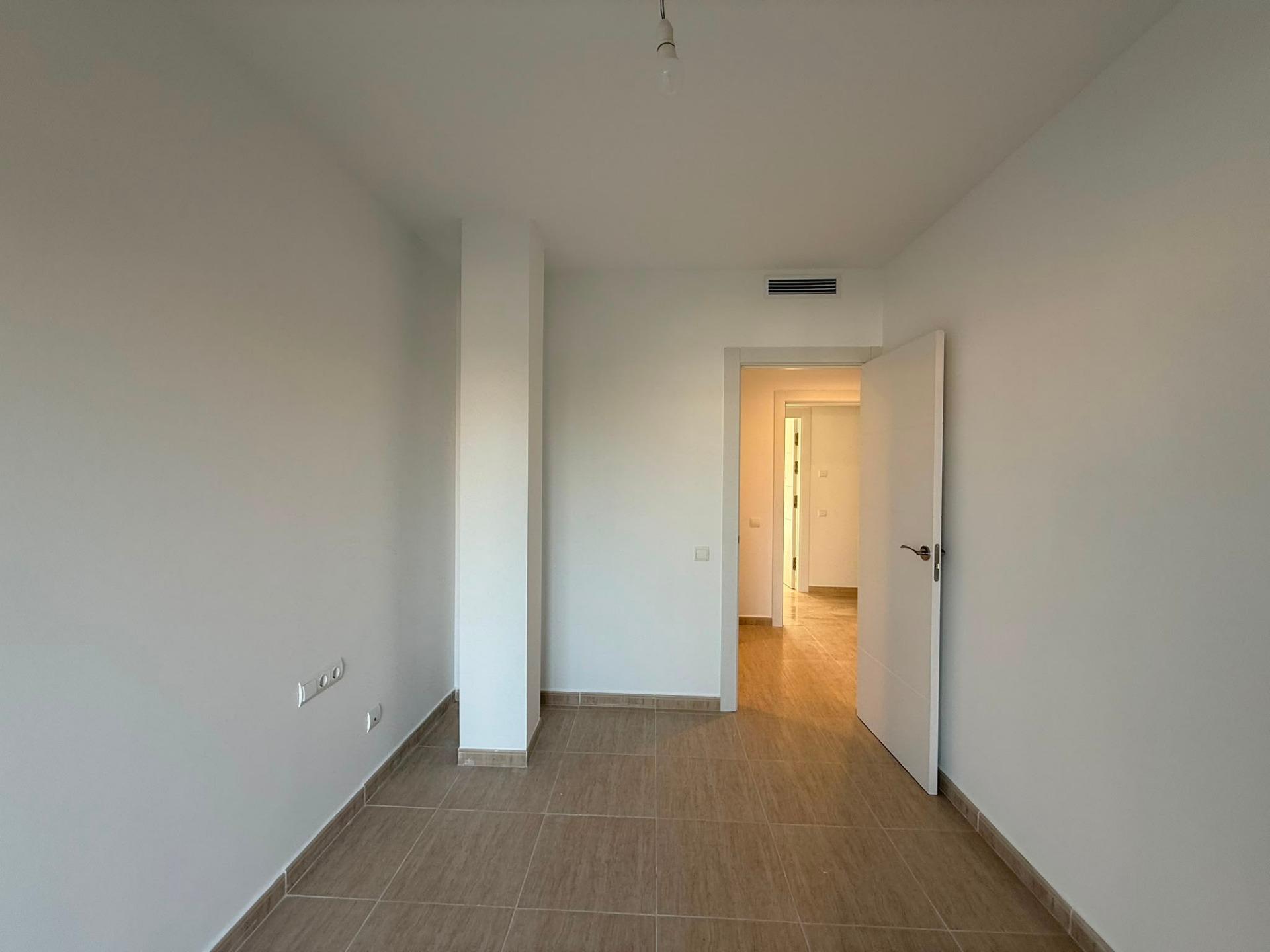 Acogedor apartamento de 58m2 en el centro de Deltebre - foto 10