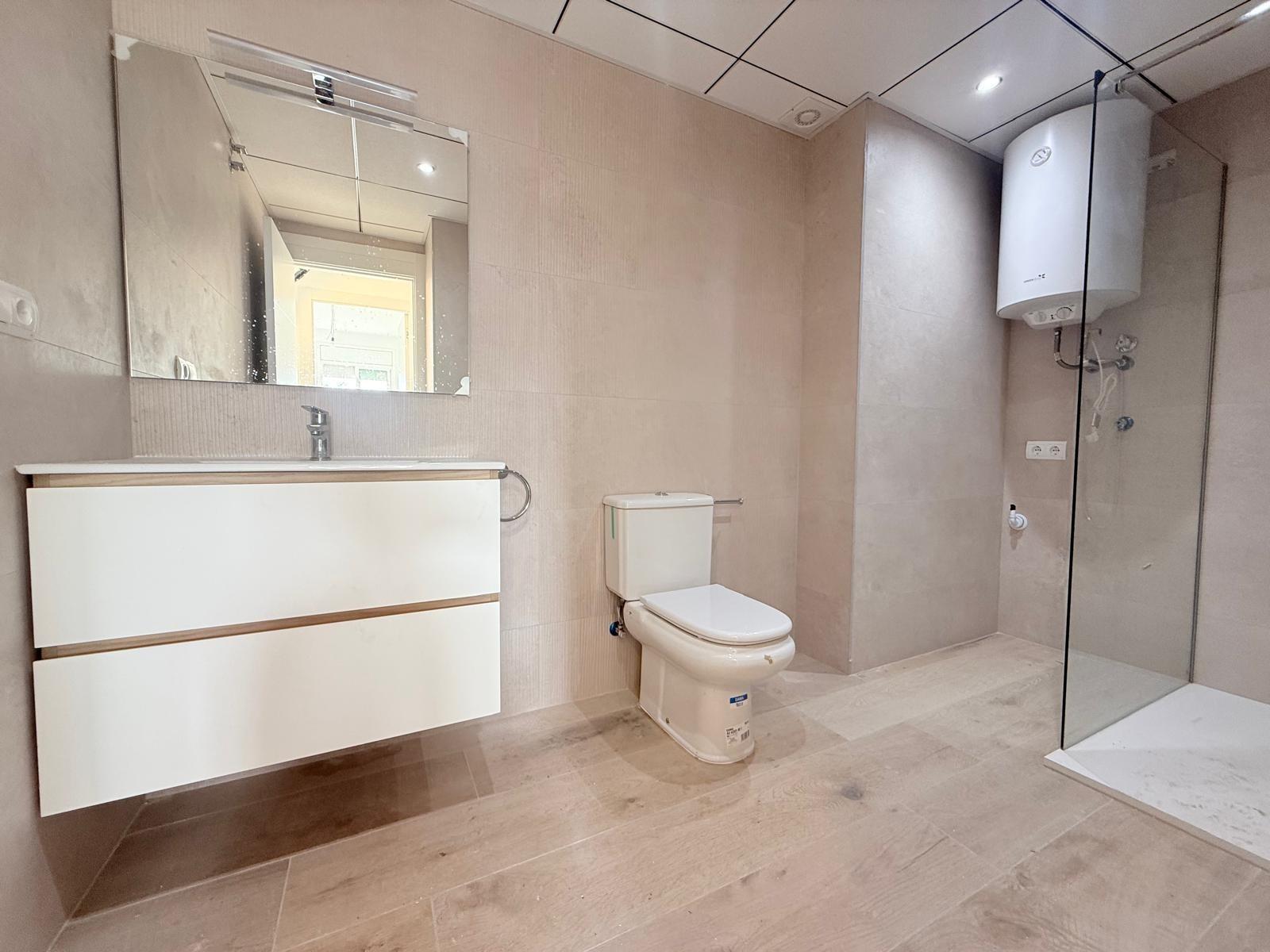 CENTRICO APARTAMENTO DE 58M2 EN DELTEBRE - foto 11