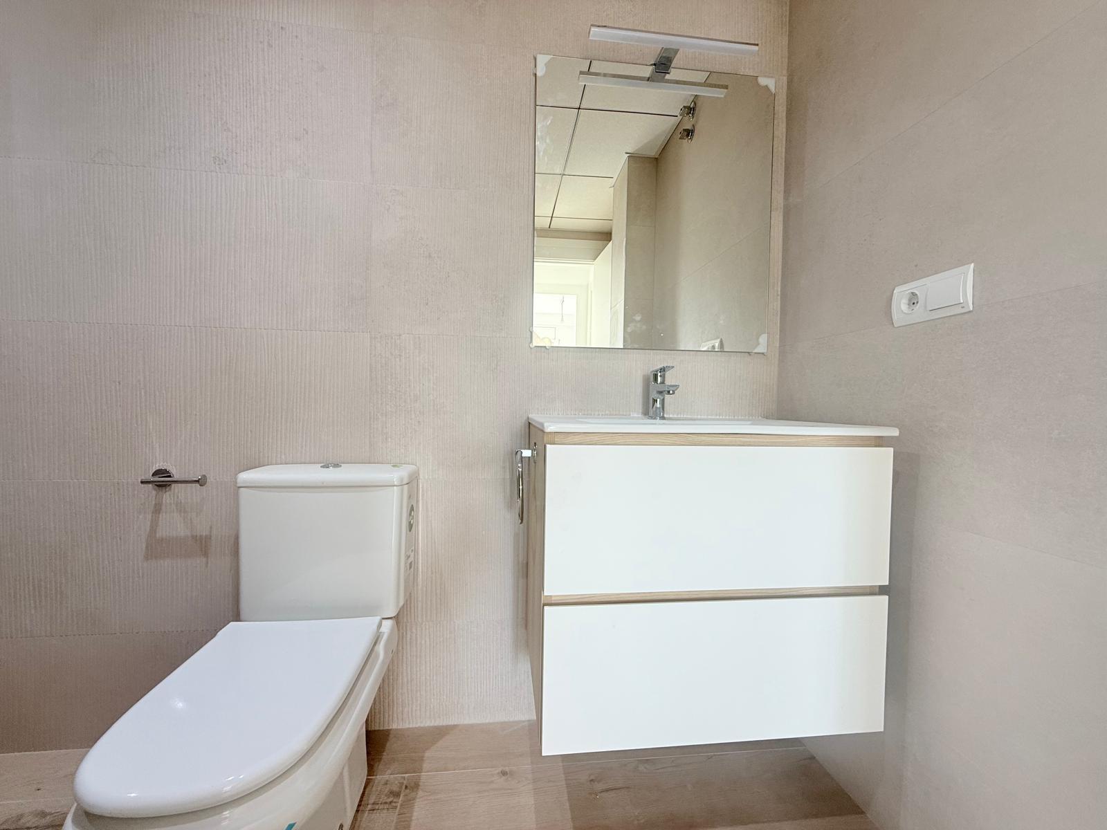 Acogedor apartamento de 58m2 en el centro de Deltebre - foto 15