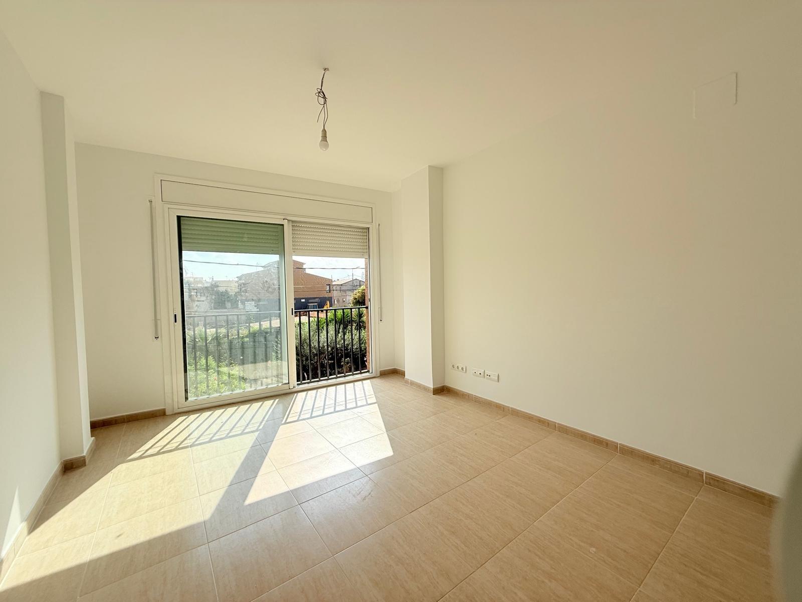 Acogedor apartamento de 58m2 en el centro de Deltebre - foto 6