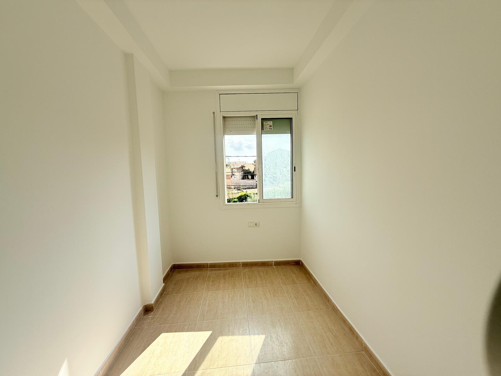 Acogedor apartamento de 58m2 en el centro de Deltebre - foto 10