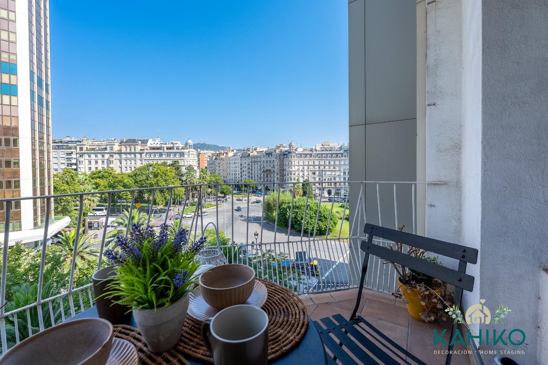 Vivir Barcelona desde las alturas, con una terraza y unas vi - foto 2