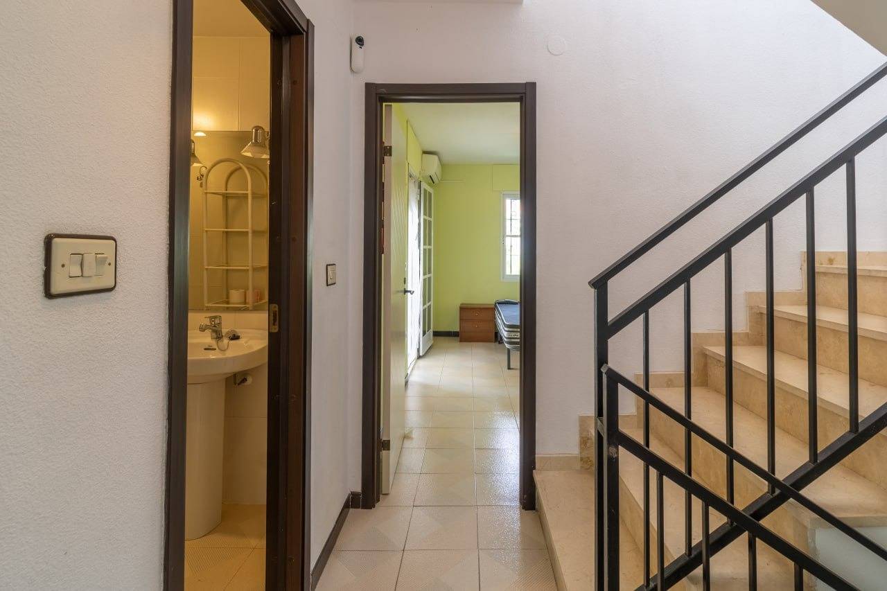 CASA EN SEGUNDA LÍNEA DE PLAYA, URBANIZACIÓN MARE NOSTRUM - foto 15