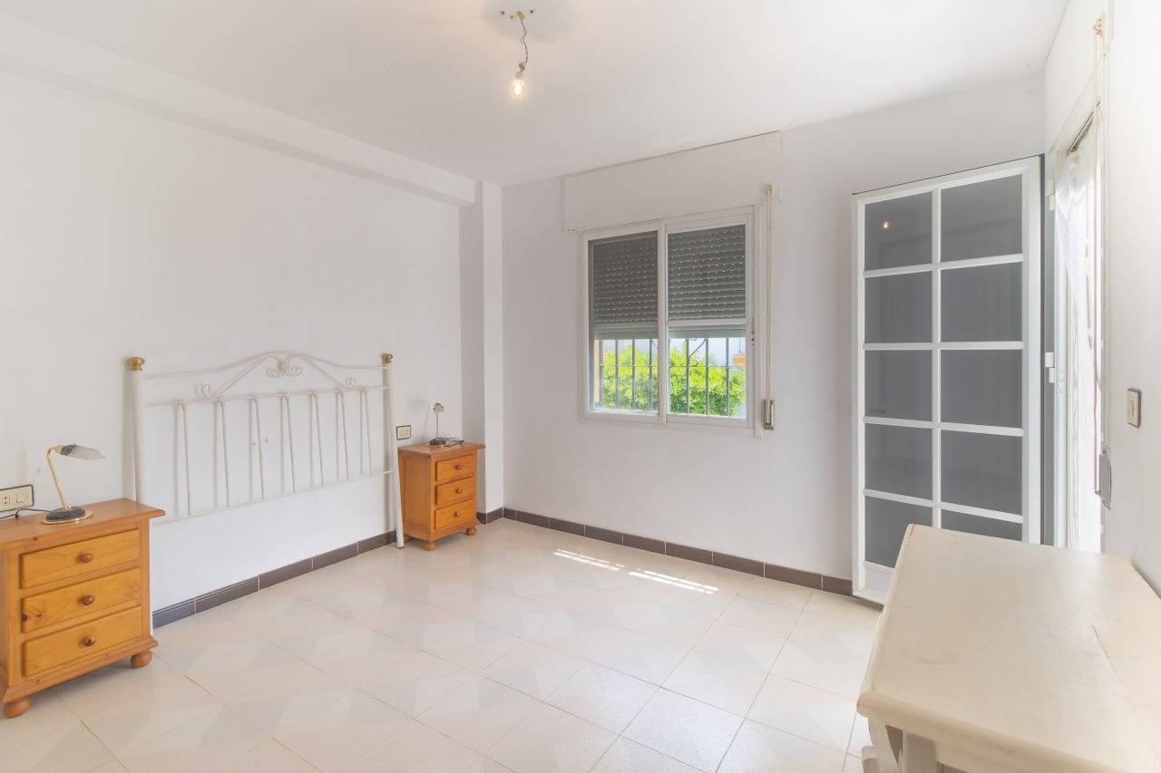 CASA EN SEGUNDA LÍNEA DE PLAYA, URBANIZACIÓN MARE NOSTRUM - foto 18