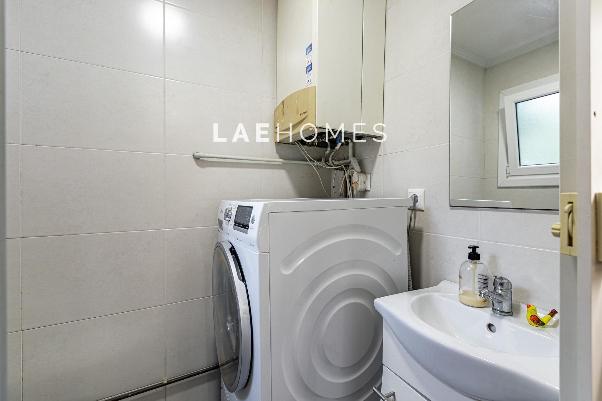 PISO DE CUATRO DORMITORIOS, GARAJE Y TRASTERO EN EL ANTIGUO. - foto 14