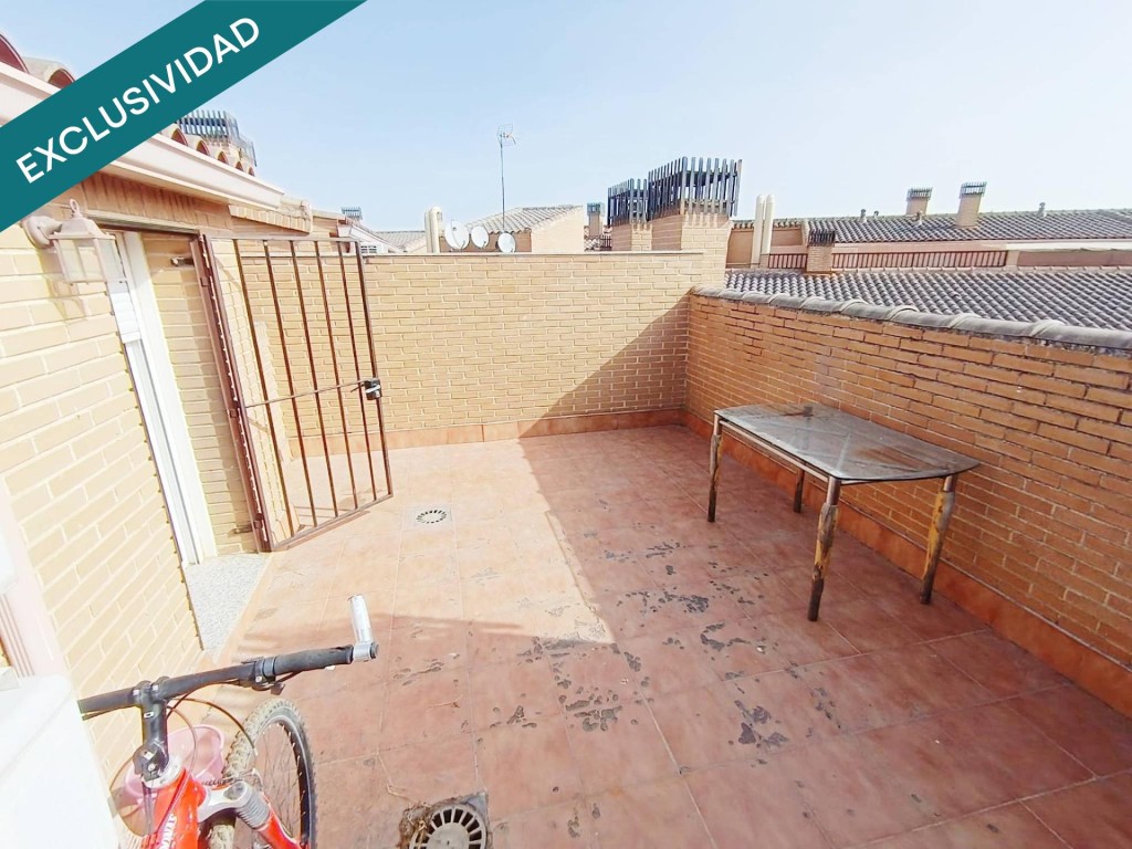 EXCLUSIVO DÚPLEX CON TERRAZA PRIVADA, GARAJE Y TRASTERO EN C - foto 16