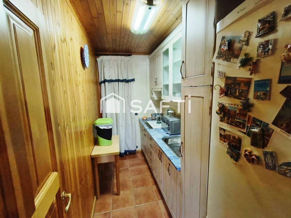 Chalet independiente con piscina privada y amplia parcela en - foto 7