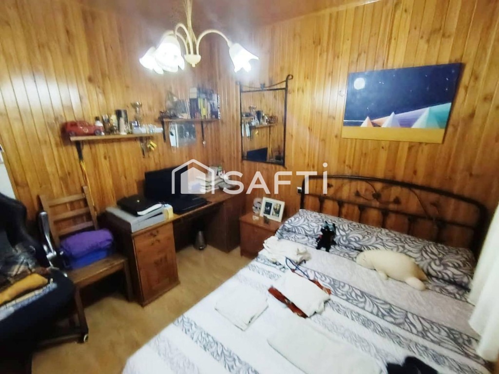 Chalet independiente con piscina privada y amplia parcela en - foto 10