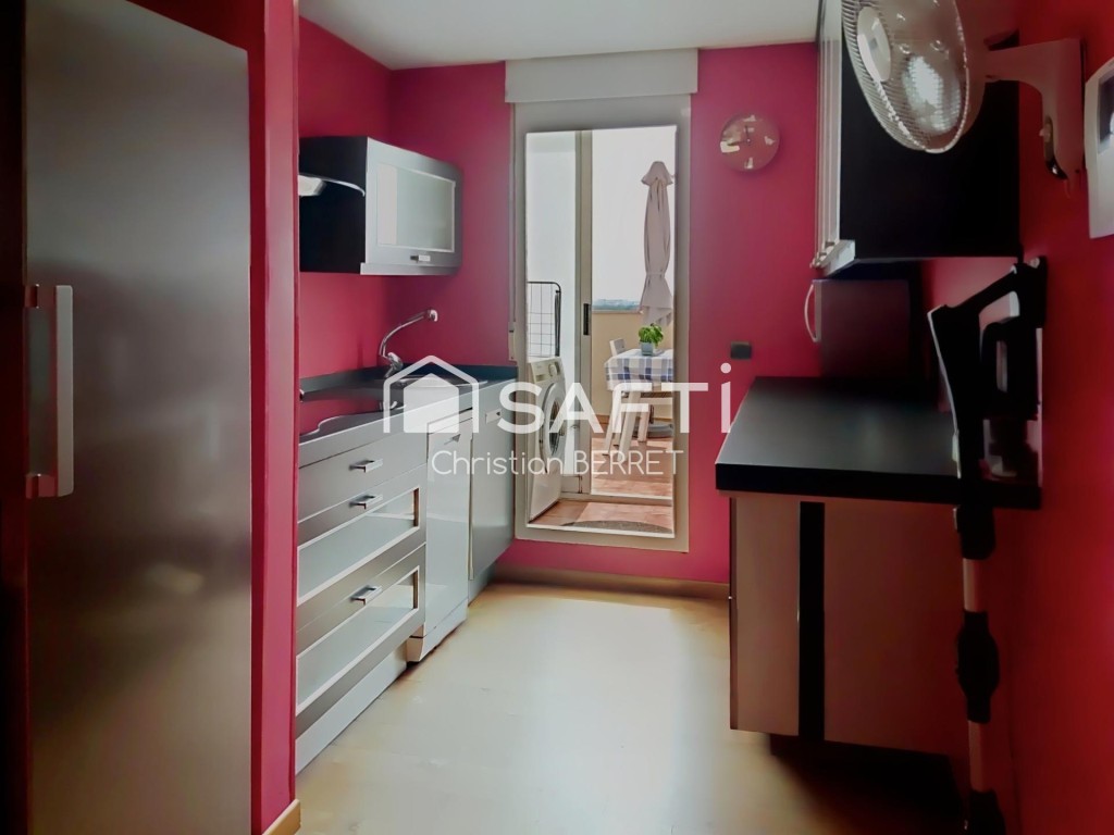 Ático con Terraza, Jacuzzi Privado y Garaje. - foto 22