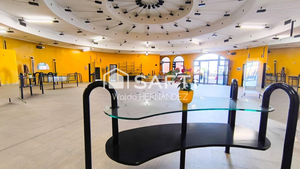 NAVE COMERCIAL E INDUSTRIAL CON UBICACIÓN ESTRATÉGICA EN MOL - foto 2