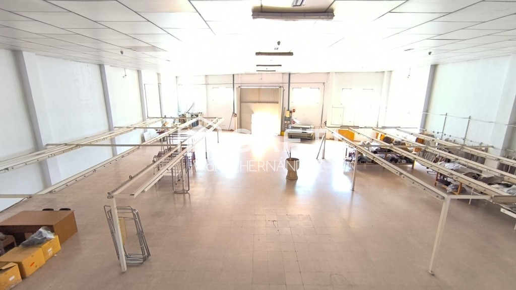 NAVE COMERCIAL E INDUSTRIAL CON UBICACIÓN ESTRATÉGICA EN MOL - foto 21