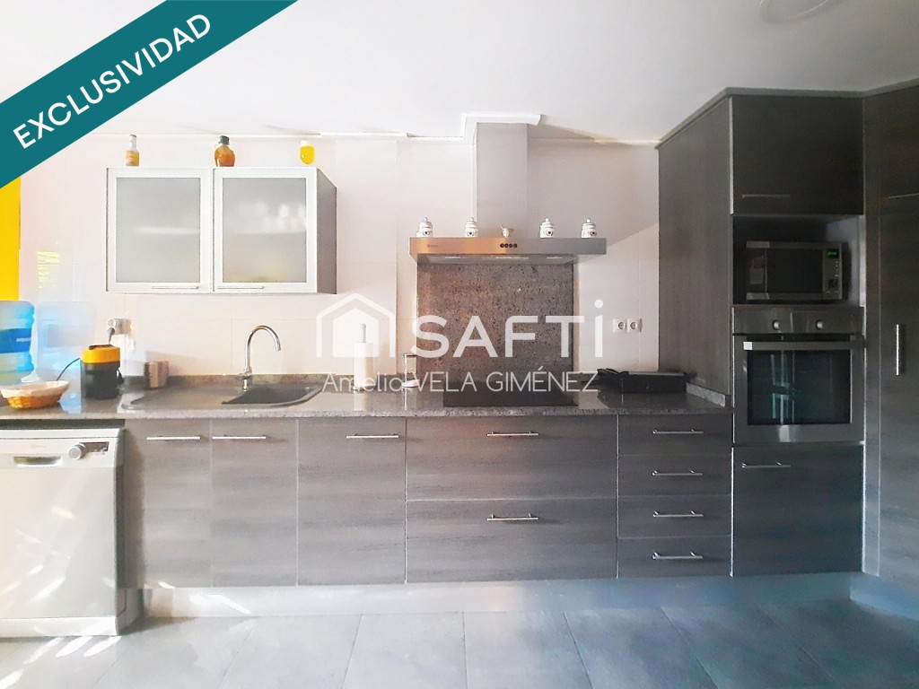 Espectacular adosado en la zona nueva de Sagunto - foto 12