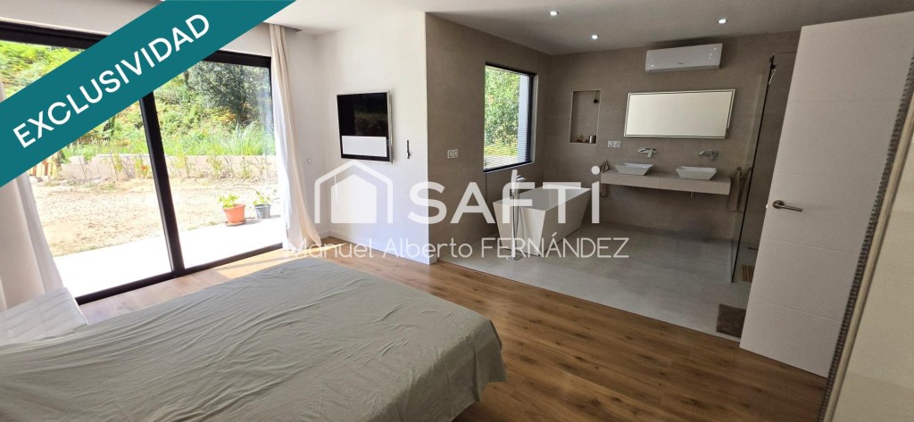 Chalet de obra nueva con diseño contemporáneo y amplios espa - foto 29