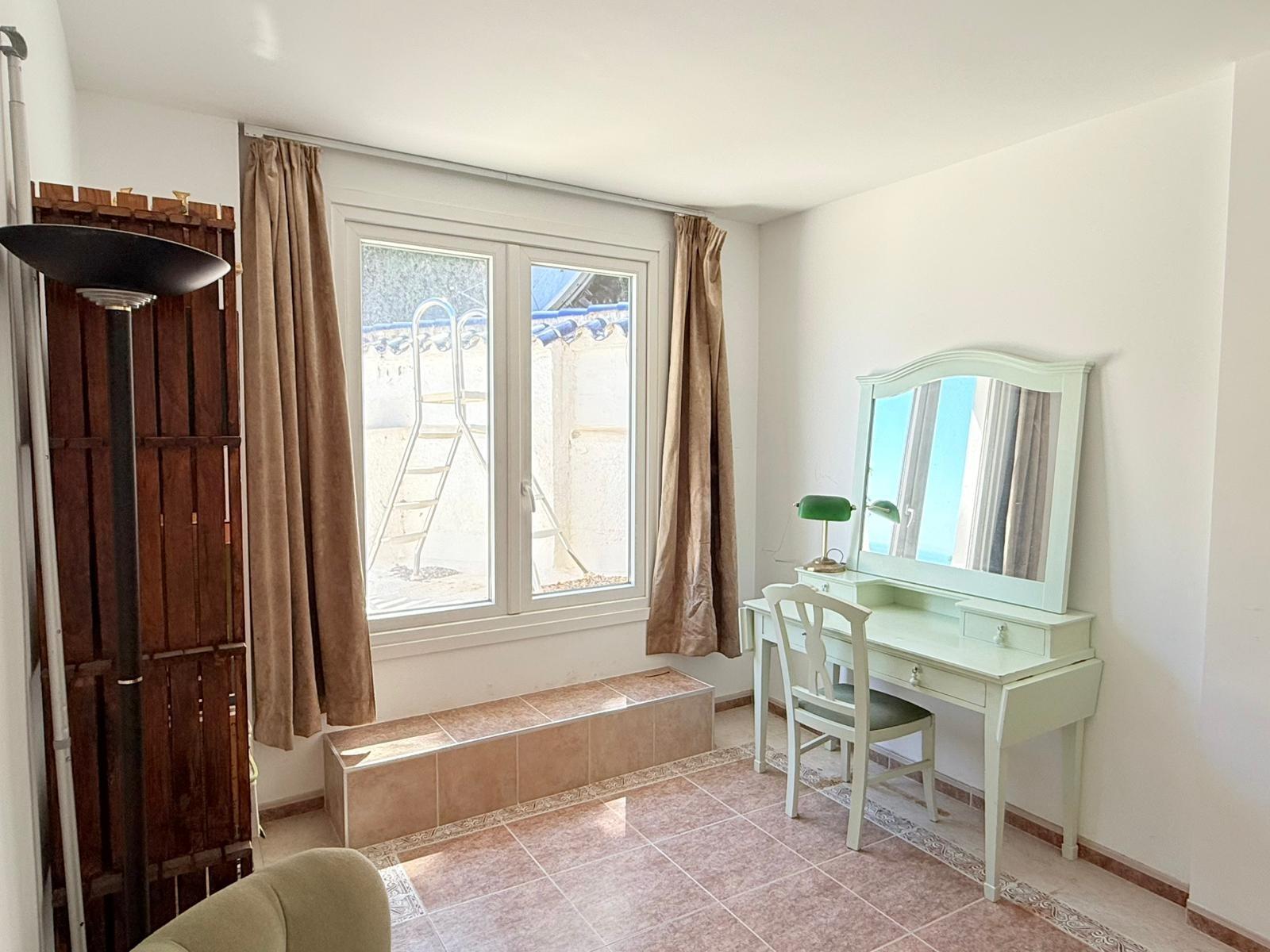 Exclusiva villa con vistas al mar, privacidad y amplios espa - foto 34