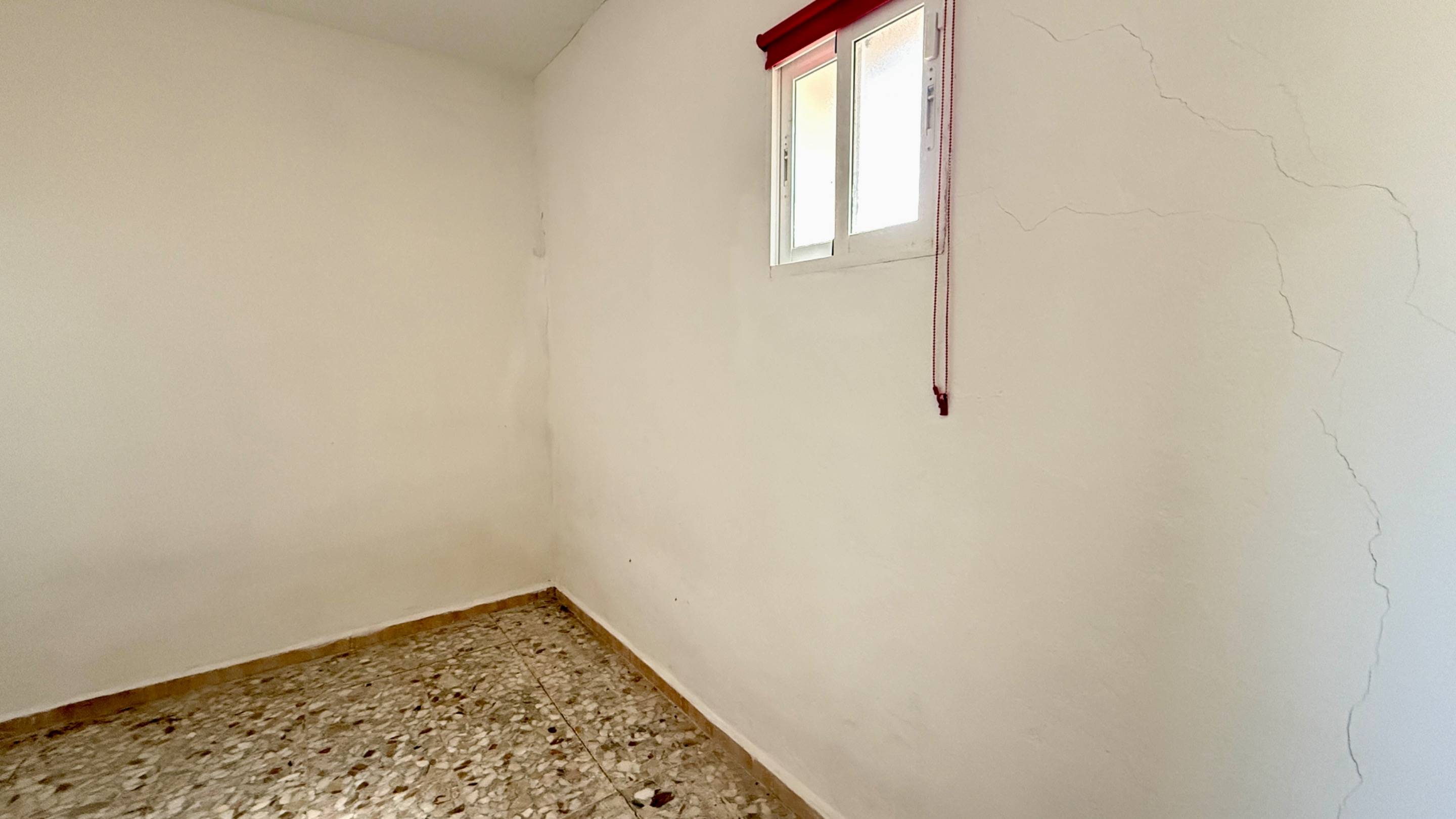 Finca Rústica con Vivienda, Pozo Legalizado y 5.762 m2 de Na - foto 9