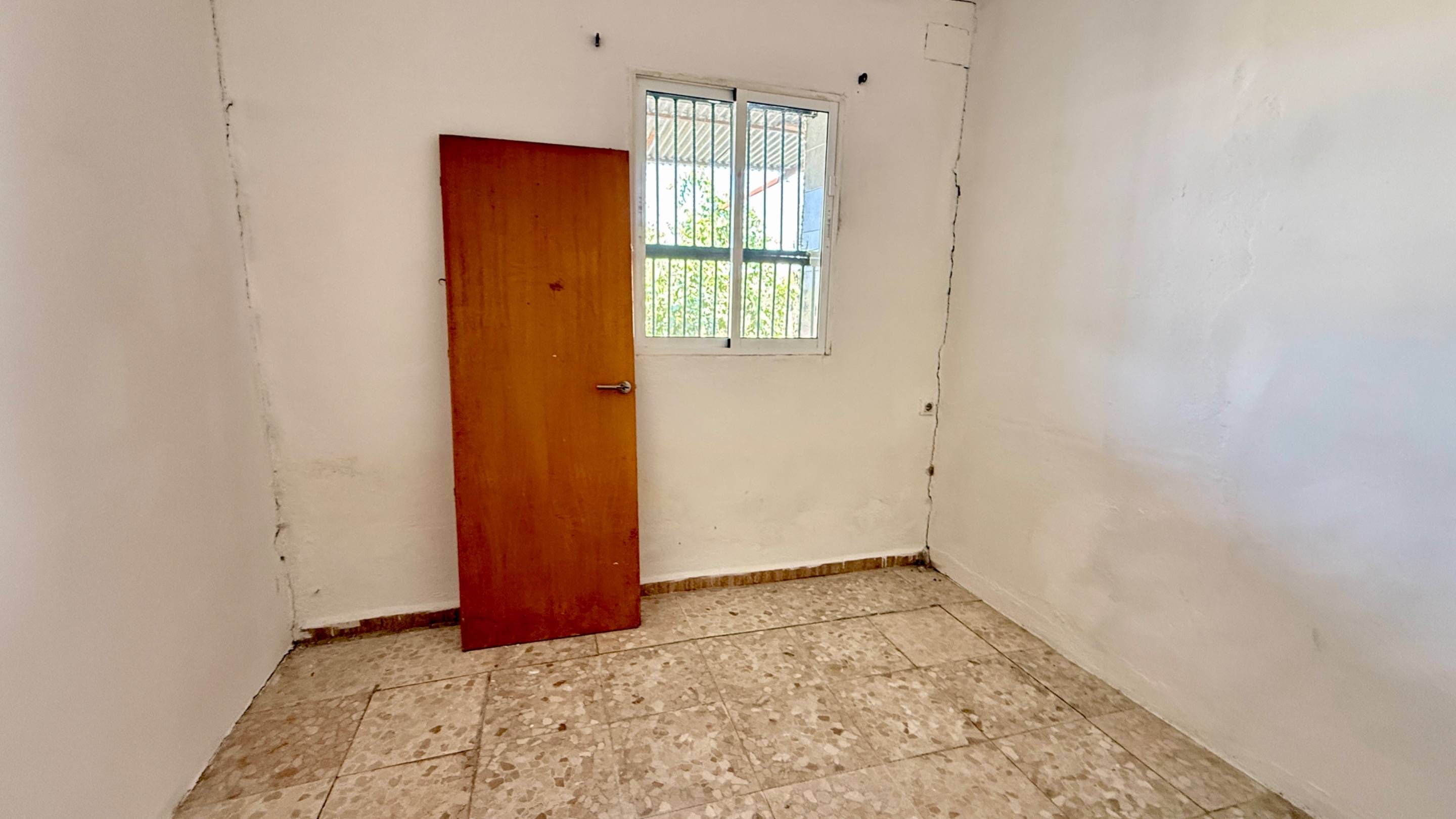 Finca Rústica con Vivienda, Pozo Legalizado y 5.762 m2 de Na - foto 10