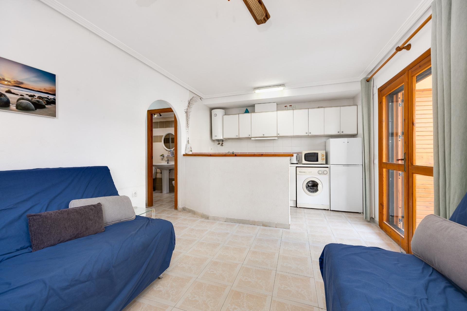 Apartamento de 1 dormitorio con plaza de garaje y piscina co - foto 5